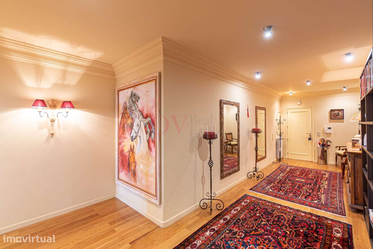 Para venda, apartamento T5 Rua Domingos Sequeira Porto, com varandas, - Grande imagem: 5/48