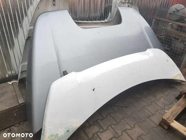 Spoiler dachowy lotka Mercedes Actros MP4 - 3