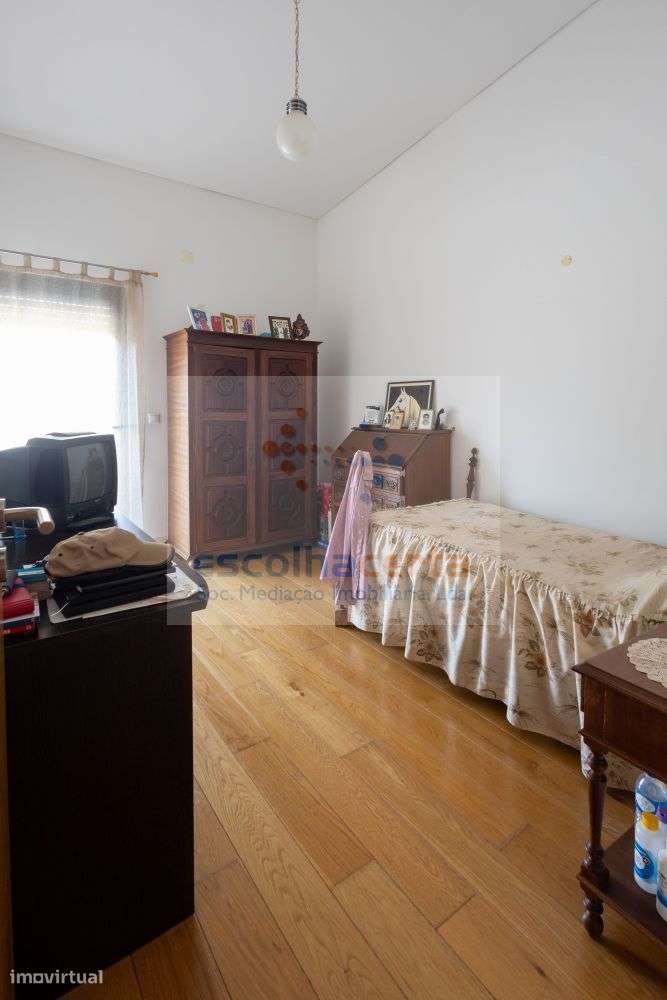 Moradia T5 com vista Serra-17