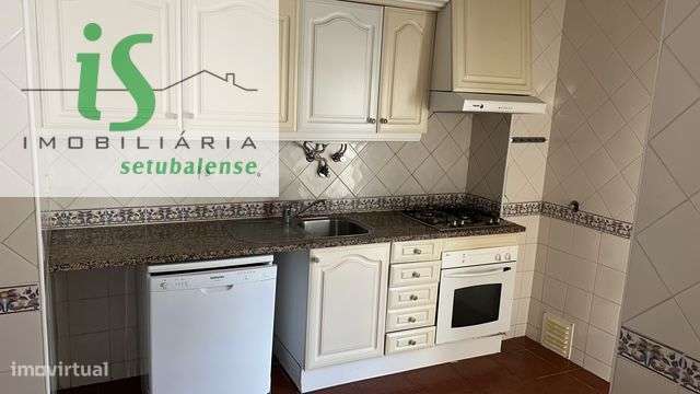 APARTAMENTO T2 PARA ARRENDAMENTO NO BAIRRO AFONSO COSTA EM SETÚBAL - Grande imagem: 2/20