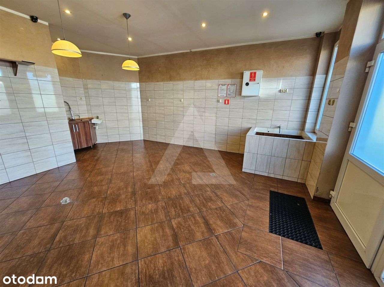 Tylko u nas lokal użytkowy w Janowcu Wlkp. - Pełny obrazek: 5/9