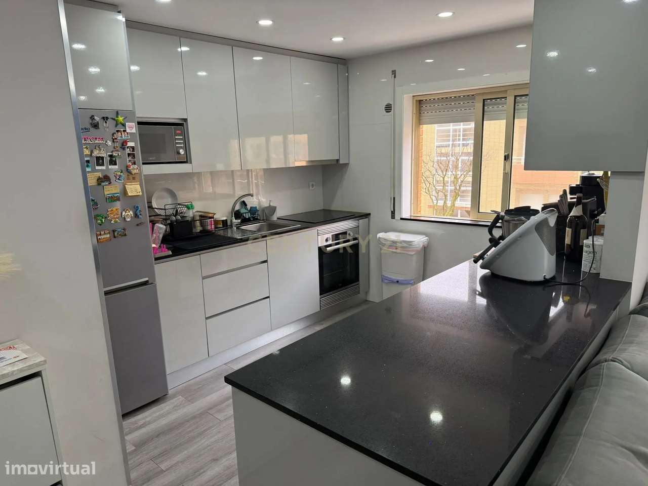 Apartamento T2, Renovado, a 400m da Praia, Caxinas - Grande imagem: 5/14