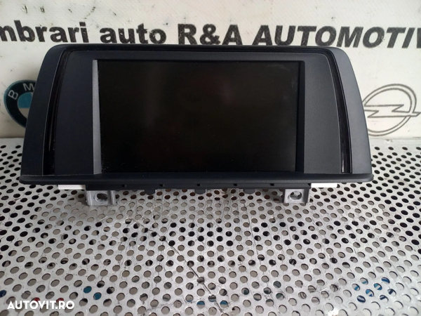 Display Radio Cd Navigatie Bmw F30 F31 Cod 9262753 Dezmembrez - Dezmembrari Arad - 4