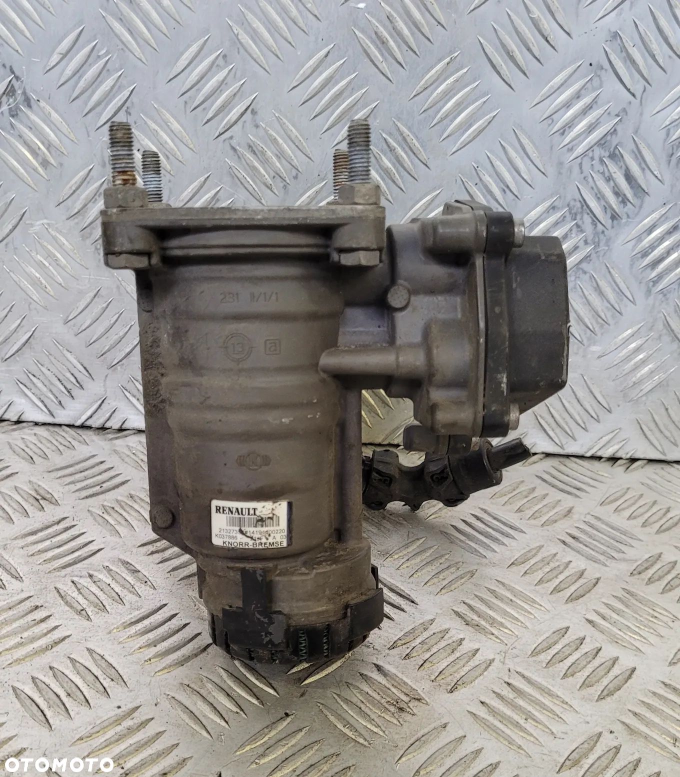 MODULATOR ZAWÓR EBS RENAULT GAMA T / RANGE T 21327354 - 1