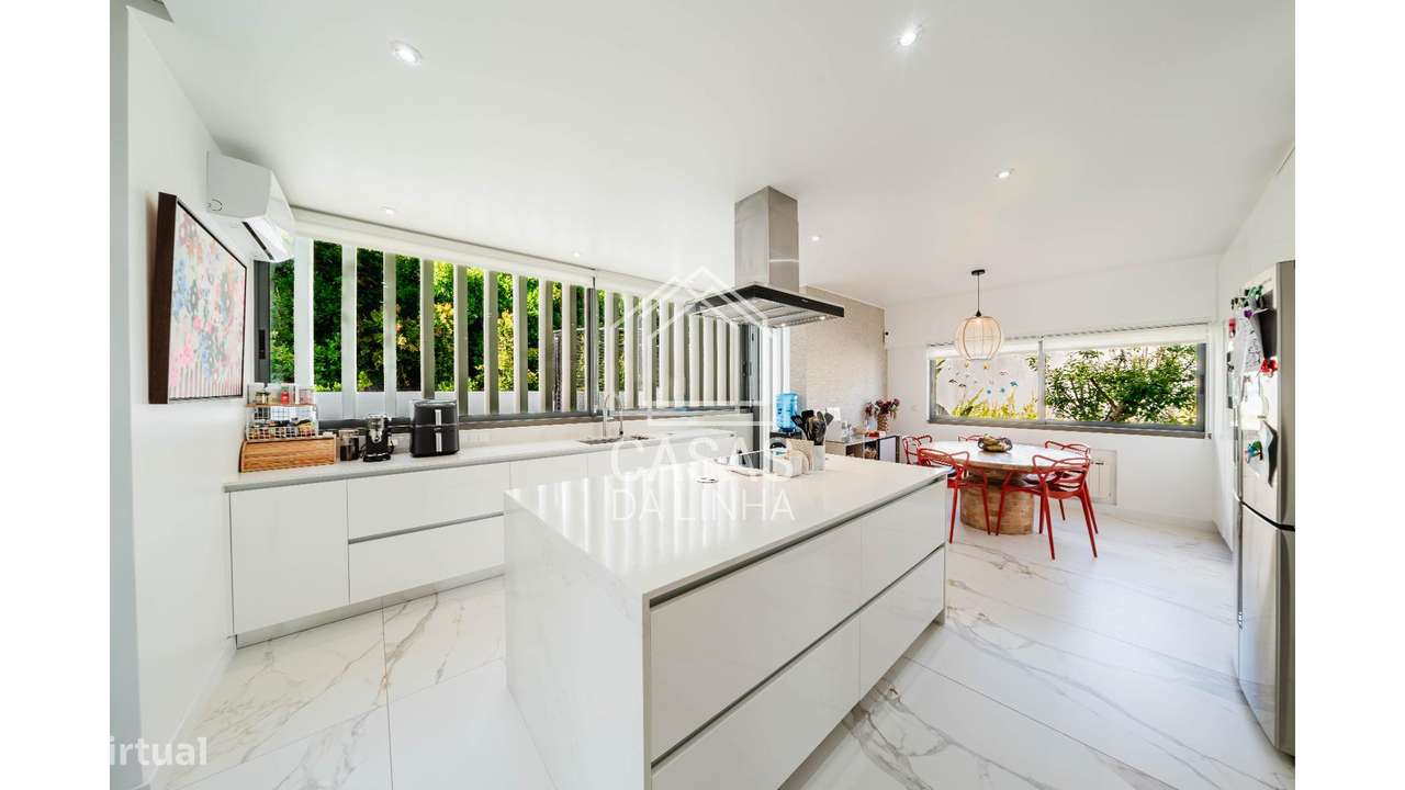 Moradia de Luxo T6 em Linda-a-Velha-11