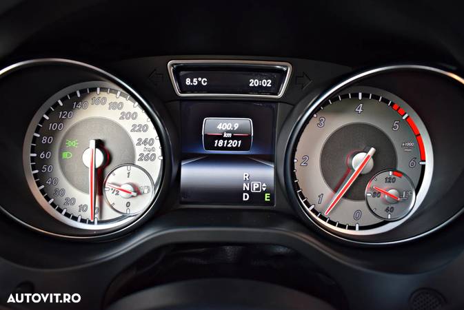 Mercedes-Benz CLA 220 CDI 7G-DCT AMG Line - 17