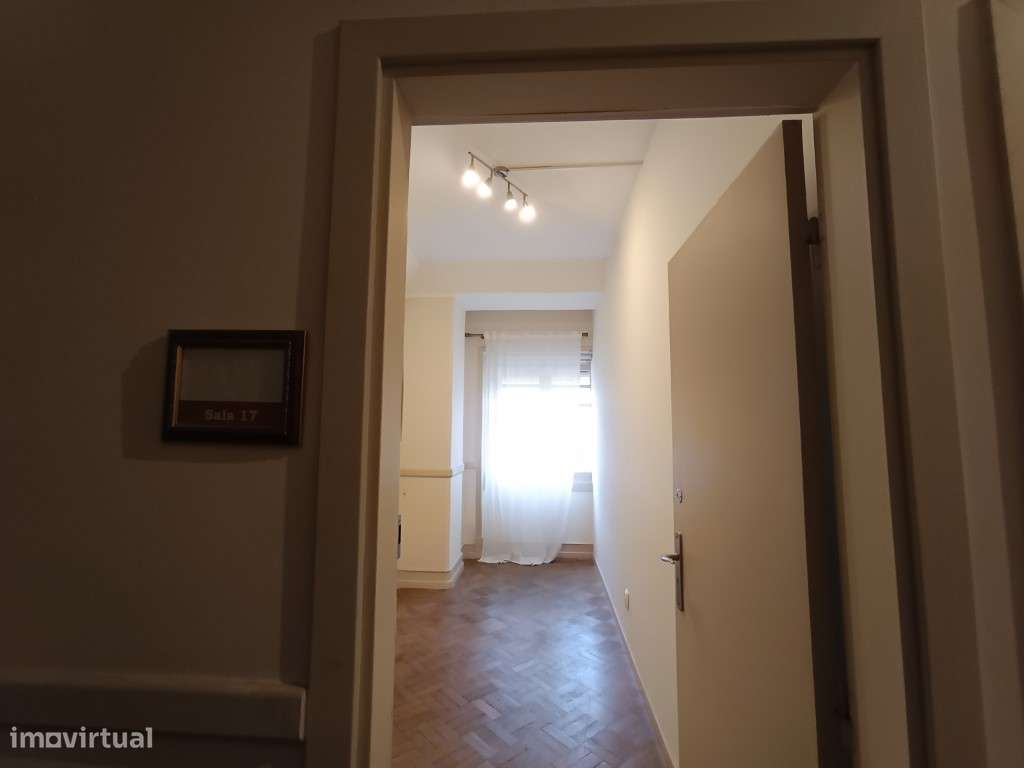 Gabinete para arrendamento em Lisboa - Grande imagem: 2/4