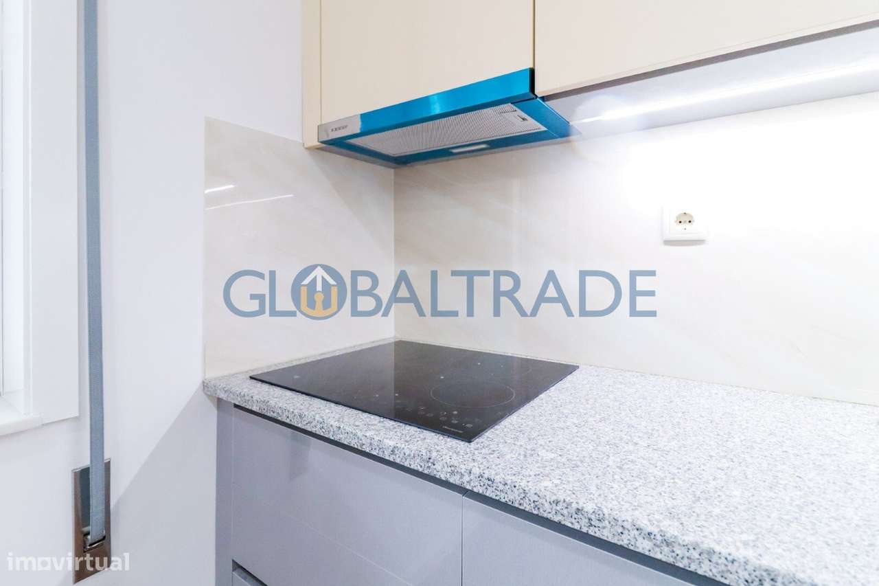 Apartamento T3 Renovado & Equipado em Águas Santas-13