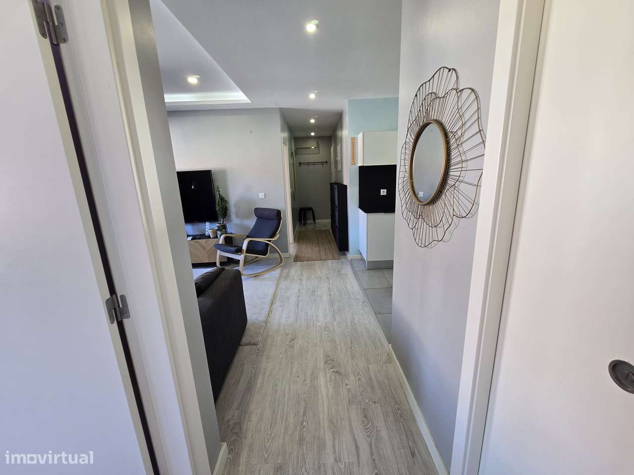 Apartamento T3 a dois paços do Metro e Comboio-20