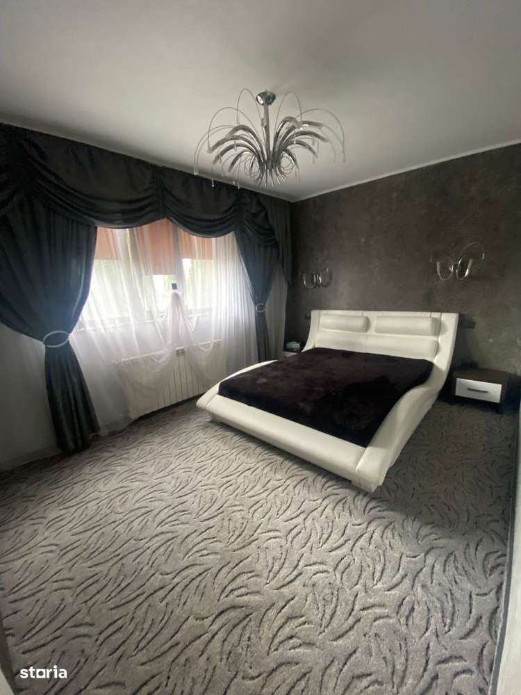 Proprietate ideală pentru investiții – Complex rezidențial și comercia - Imagine principală: 5/16