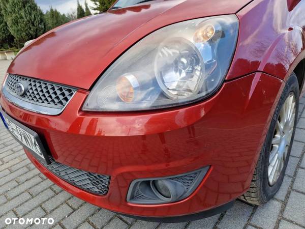 Ford Fiesta 1.6 Trend - 7