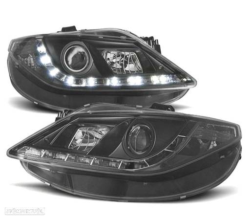 FARÓIS FRONTAIS LUZ DIURNA LED PARA SEAT IBIZA 6J FUNDO PRETO - 1