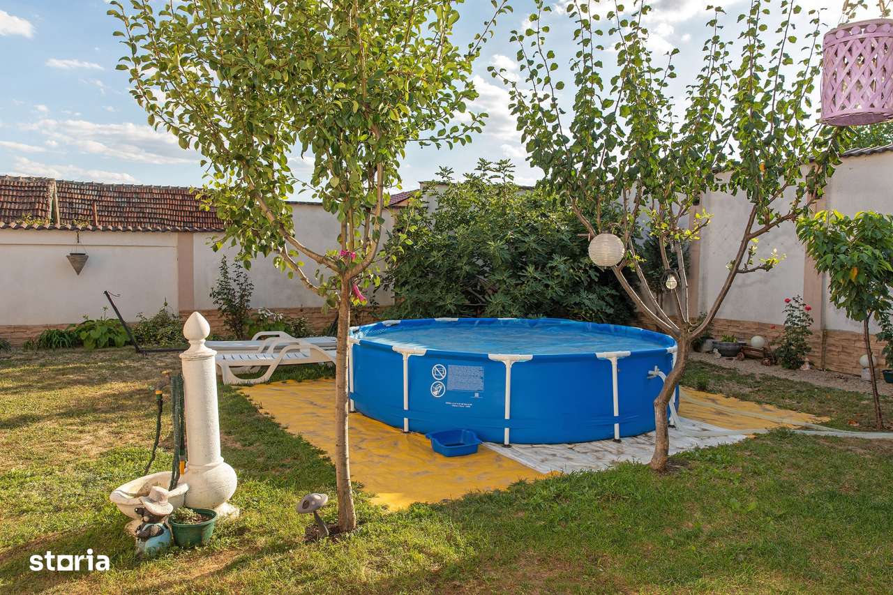 Vilă P+M, Clujului, 190 mp, teren 520 mp, singur în curte. 225 000 E-6