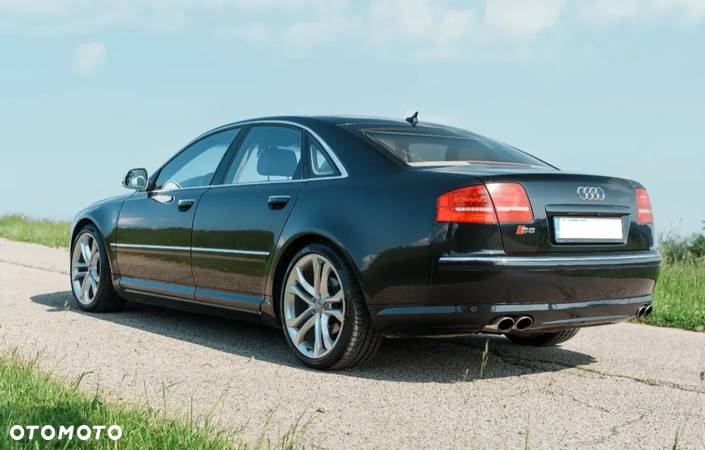 Audi A8 4.2 FSI Quattro - 28