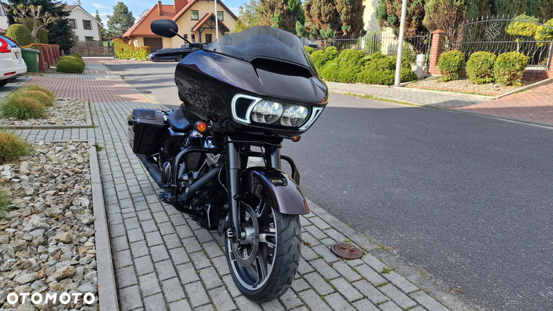 Harley-Davidson Touring Road Glide - 13