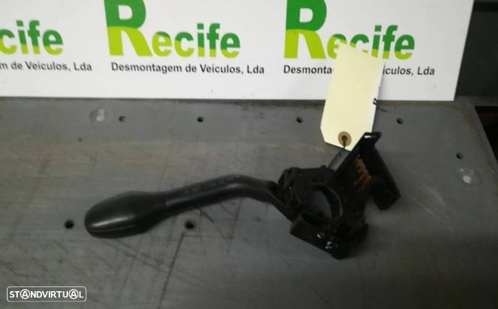 Manete/ Interruptor Limpa Vidros Volkswagen Polo (6N2) - 3