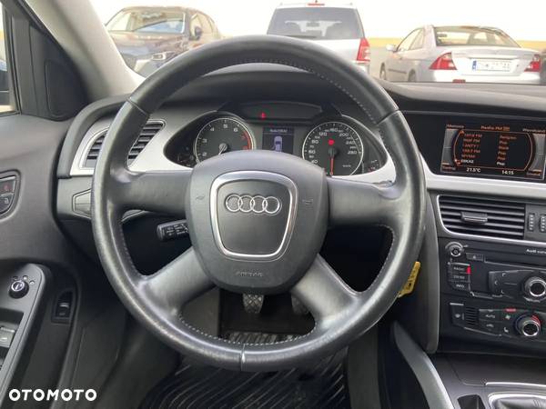 Audi A4 1.8 TFSI Attraction - 24