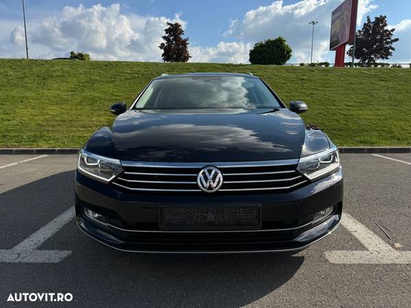 Volkswagen Passat Variant 2.0 TDI DSG Highline - 2