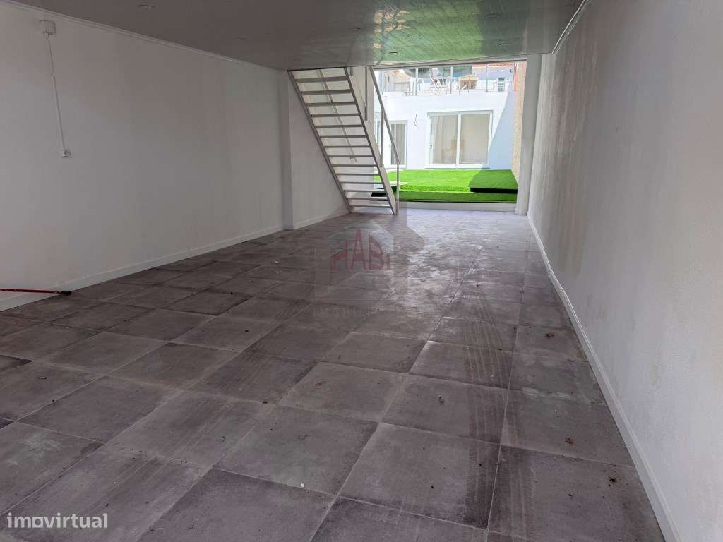 Excelente Moradia T3+1 Centro de Benavente Baixa de Preço-18