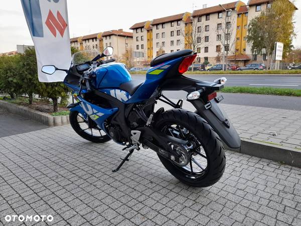 Suzuki GSX-R - 3