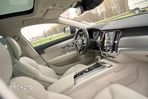 Volvo V90 Cross Country D4 AWD Geartronic Pro - 26