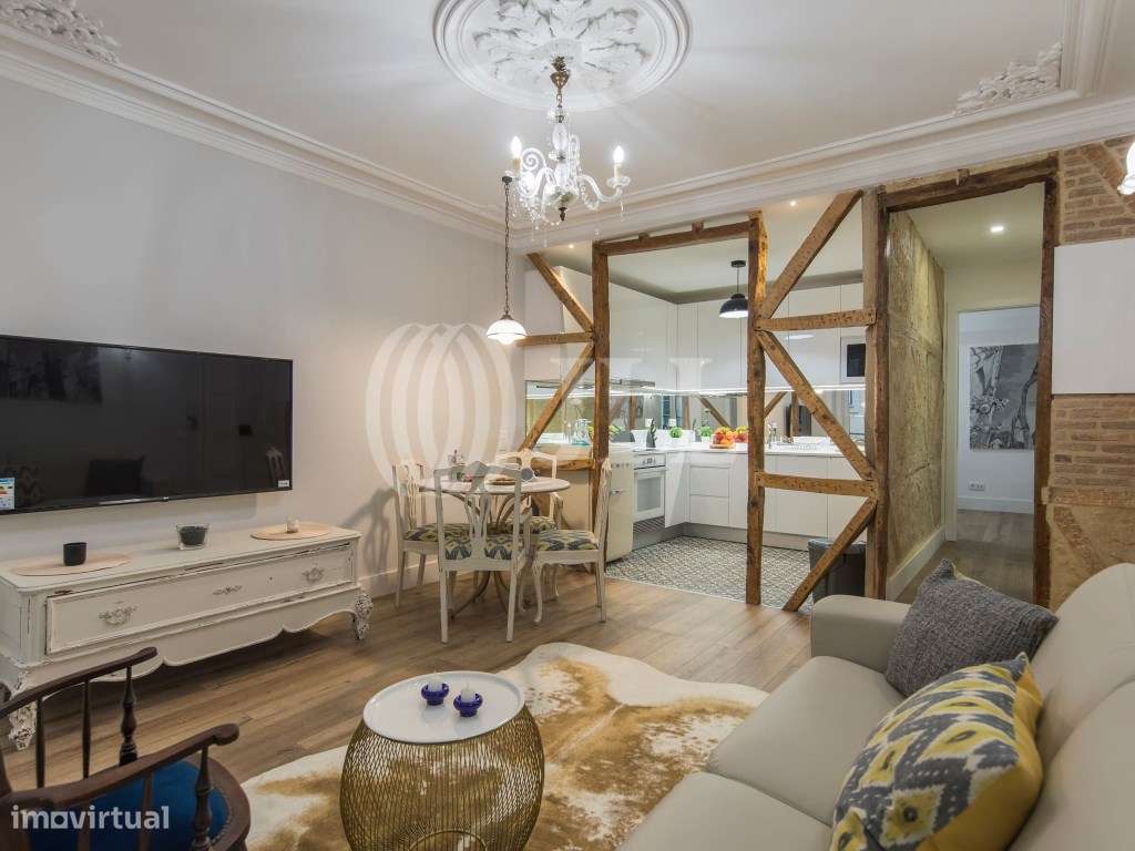 Apartamento T1, com varanda, no Chiado, em Lisboa - Grande imagem: 2/23