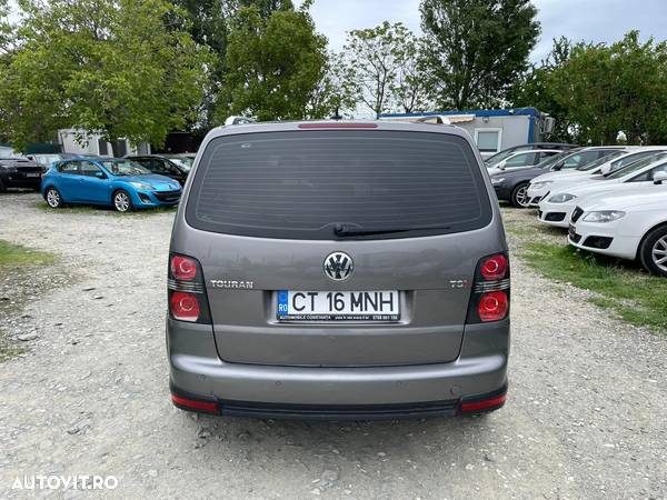 Volkswagen Touran 1.4 TSI Cross - 4