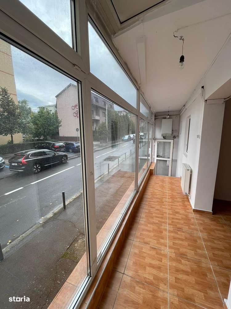 Spatiu comercial de inchiriat - Imagine principală: 4/7