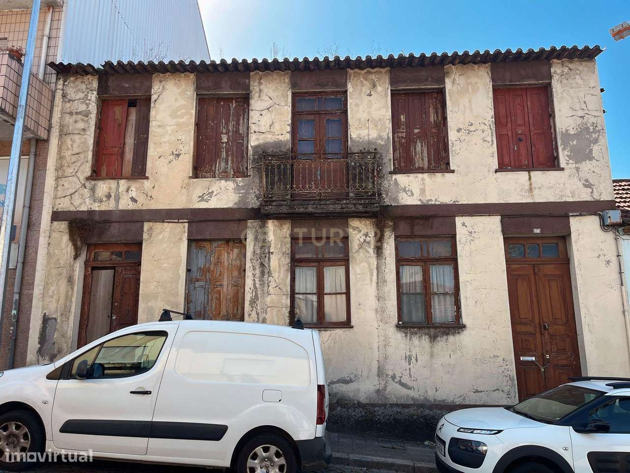 Moradia ancestral com terreno no centro da cidade de Santo Tirso para - Grande imagem: 4/6