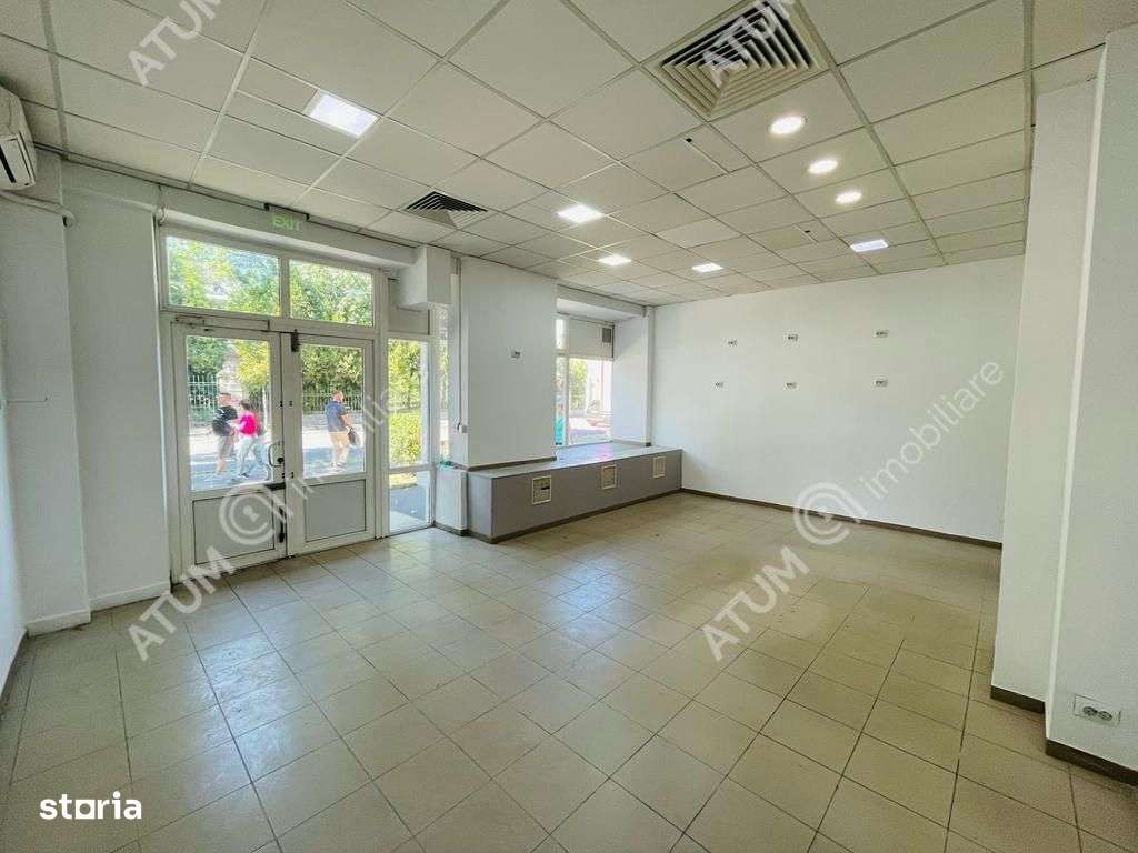 Spatiu comercial la parter de 65 mp cu vitrina zona Centrala - Imagine principală: 1/11
