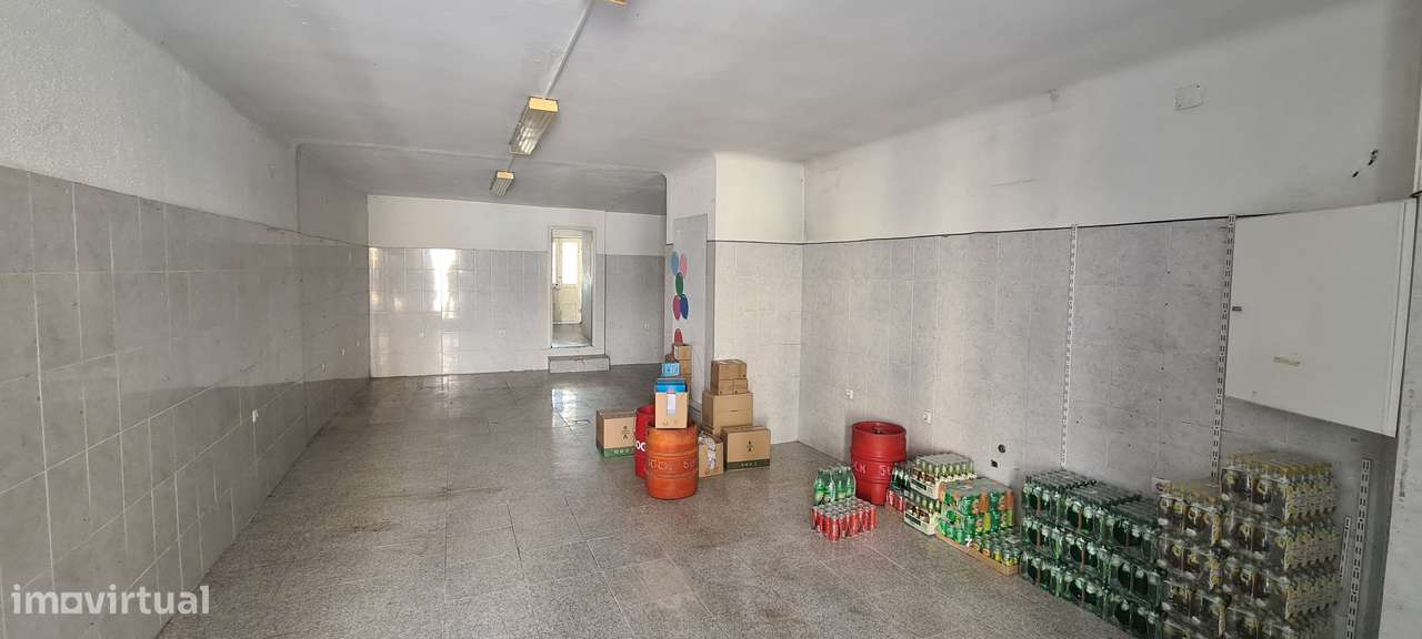 1230_01 Moradia garagem e espaço comercial no Centro de Vila do Conde-5