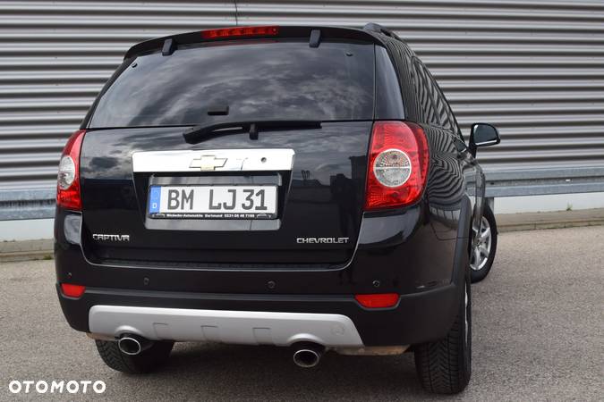 Chevrolet Captiva 2.4 2WD 7 Sitzer LS Family Edition - 16