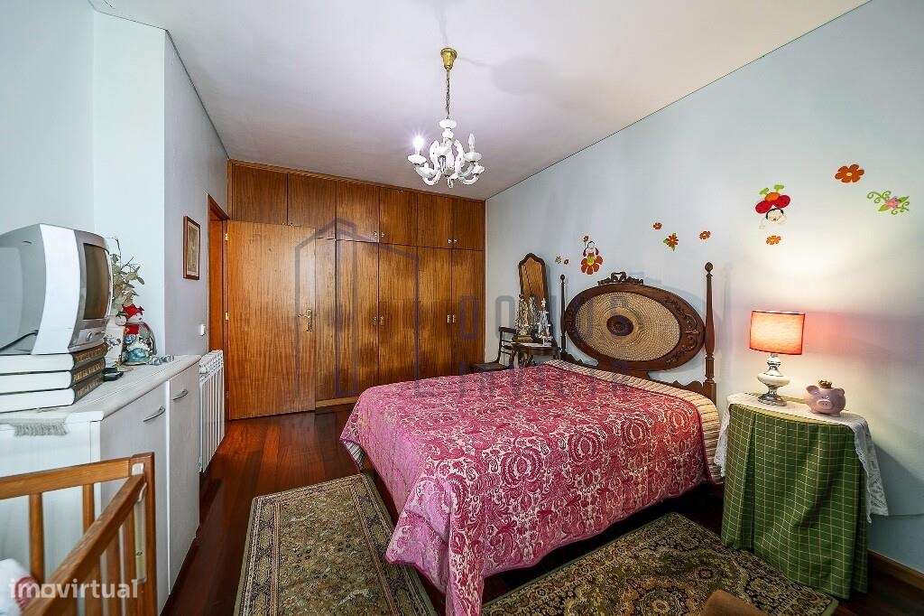 Quinta em Pedroso, Vila Nova de Gaia, com 40 mil metros quadrados.-33