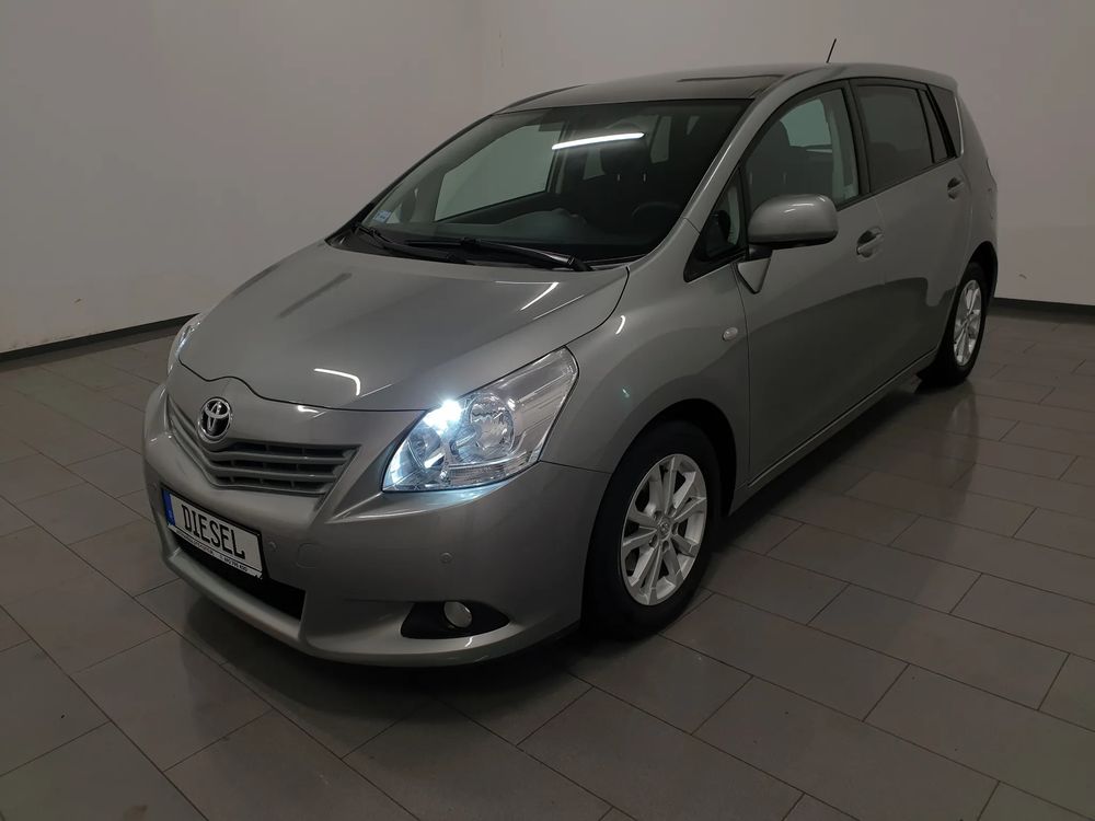 Toyota Verso 2.0 D-4D Premium 2013