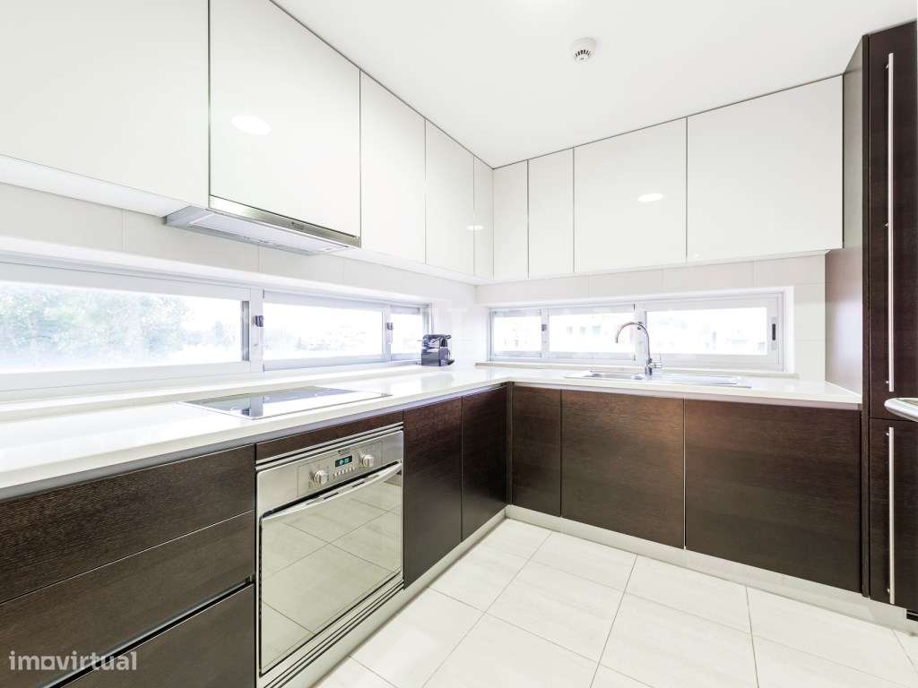 Apartamento T2 duplex com terraço, em Vilamoura - Grande imagem: 4/100