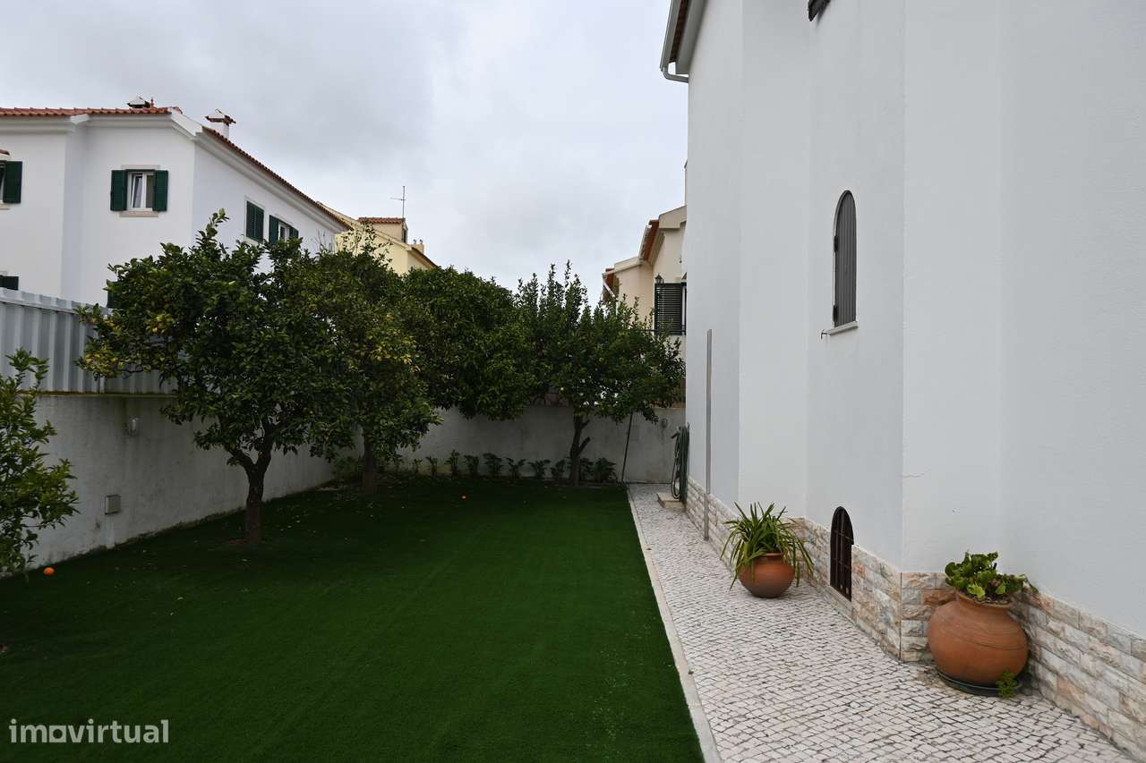 Moradia Isolada em Aires, muito espaçosa - Grande imagem: 4/32