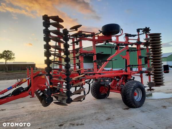 Kuhn Performer 6000 - 6