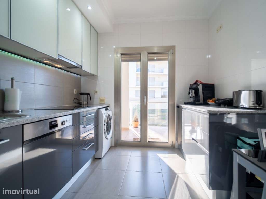 Apartamento T3 de excelentes àreas numa zona residencial calma da N...-17