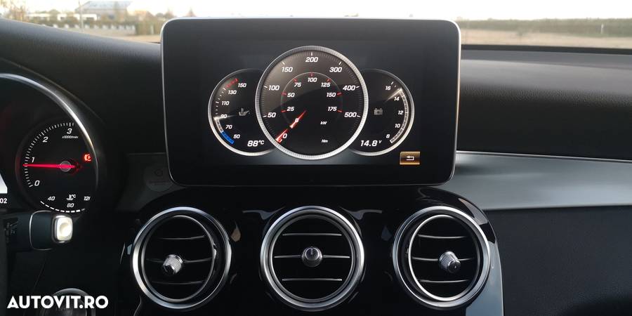 Mercedes-Benz GLC 220 d 4Matic 9G-TRONIC AMG Line - 28