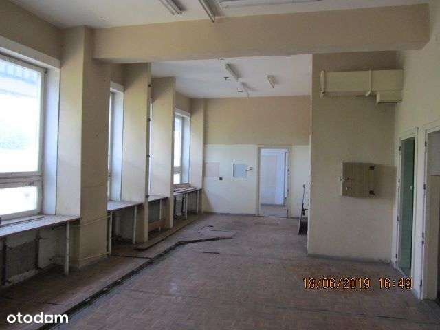 Obiekt Wielofunkcyjny ze schronem-4