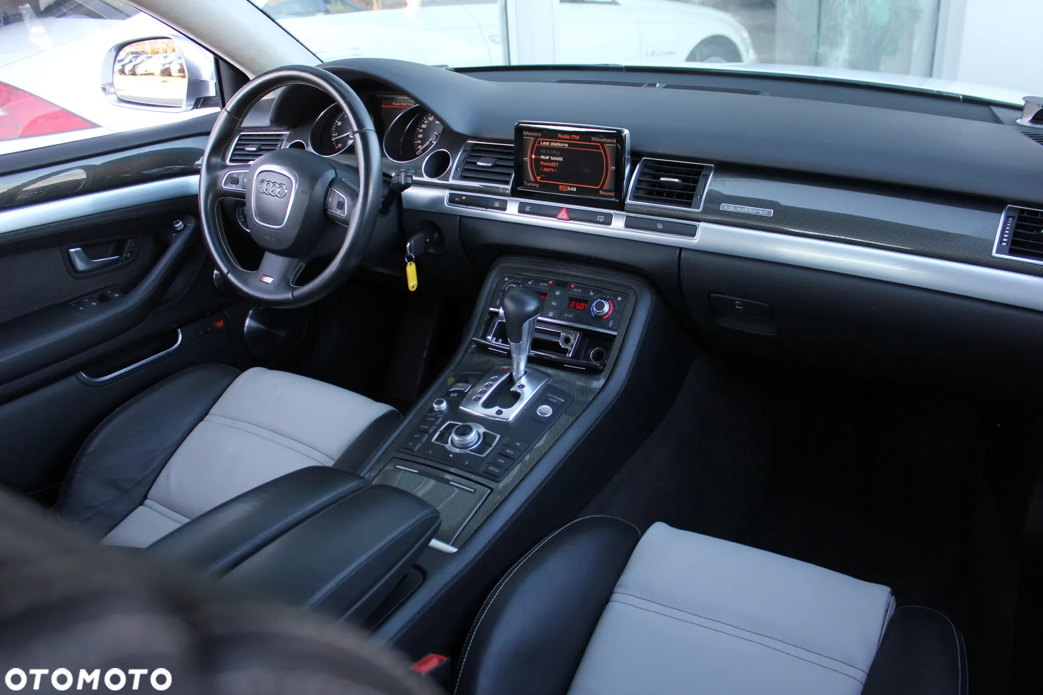 Audi S8 5.2 FSI Quattro - 2