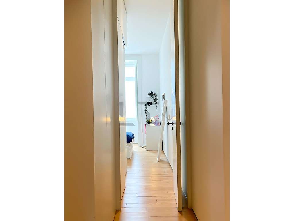 Apartamento T3+1 com Jardim Privado no Palácio Vila Garcia para Ven...-34