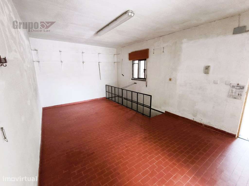 Fantástica Moradia Isolada T3 com Sótão, Cave e Churrasqueira em Qu...-29