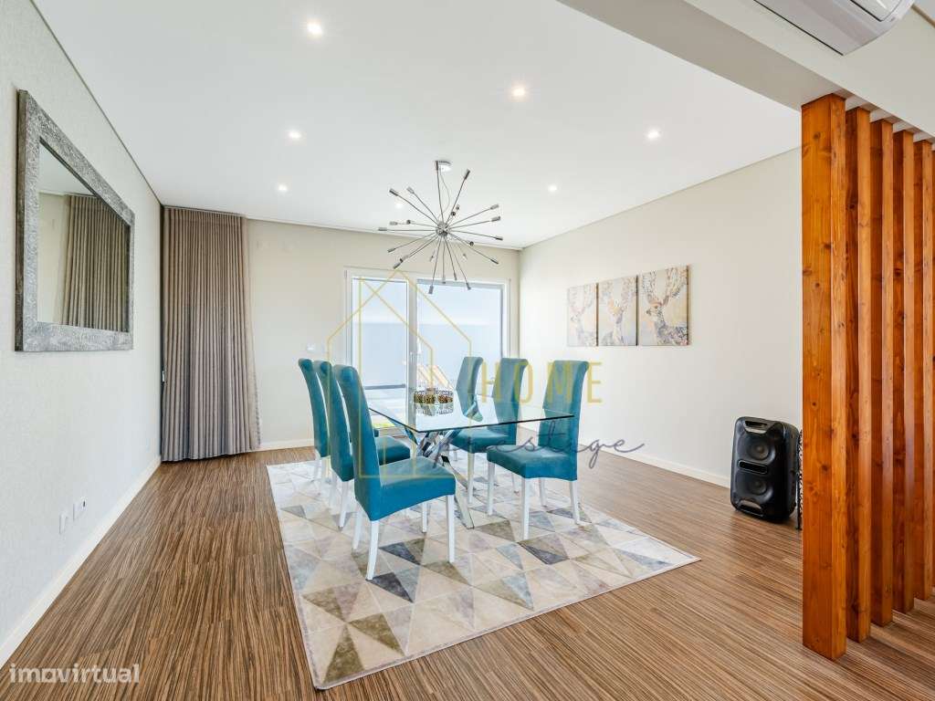 Moradia T4 na Urbanização Jardins de Santiago- Setúbal-9