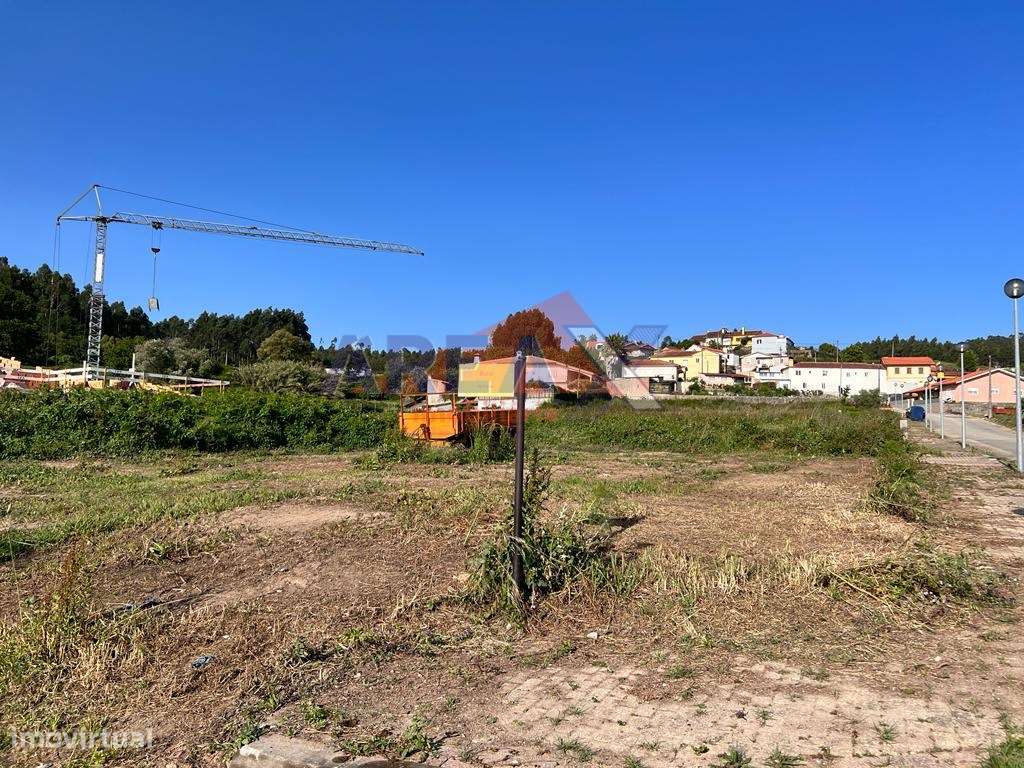 Lotes de terreno, para construção de moradias isoladas. Áreas entre... - Grande imagem: 3/5