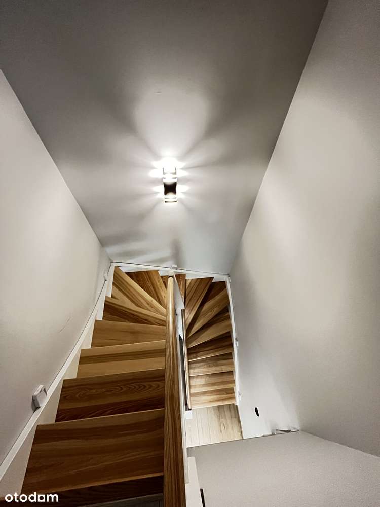 5 pokoi w zabudowie szeregowej - możliwość podziału na dwa mieszkania-13