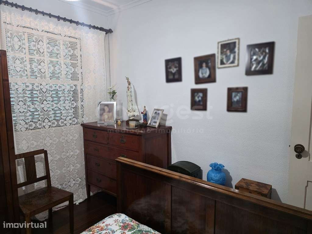 Moradia T3 nas Lajes do Pico com garagem e terraço com vista mar-14