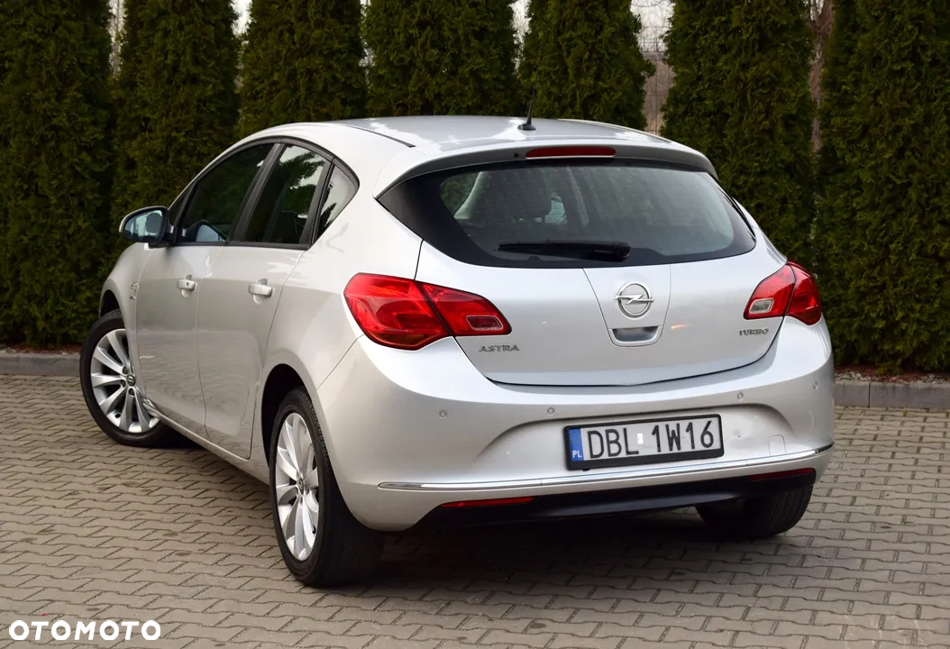 Opel Astra IV 1.4 T Active - 14