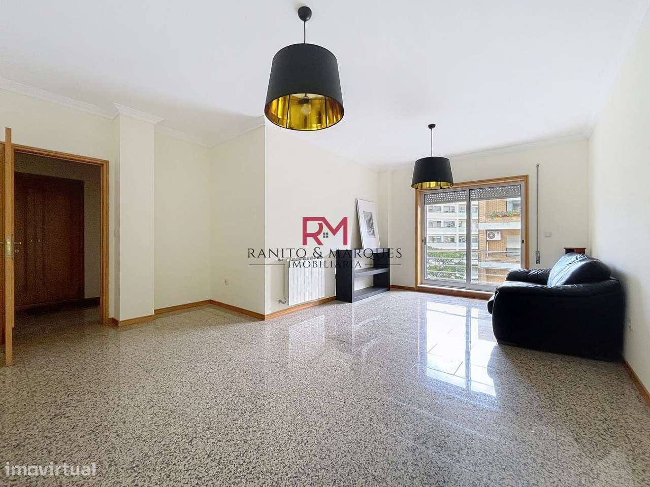 APARTAMENTO T2 PARA ARRENDAMENTO | CENTRO DA MAIA - Grande imagem: 1/20