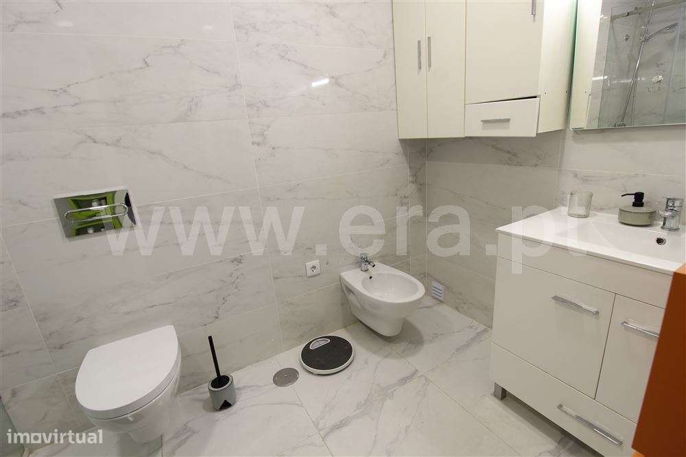 Moradia em Banda 3 quartos, Venda-11